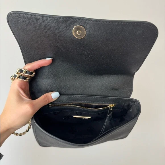 Tory Burch Black Crossbody Bag with Gold Chain - Picture 2 of 6